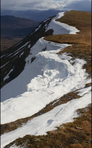 Snow on Carn Dearg